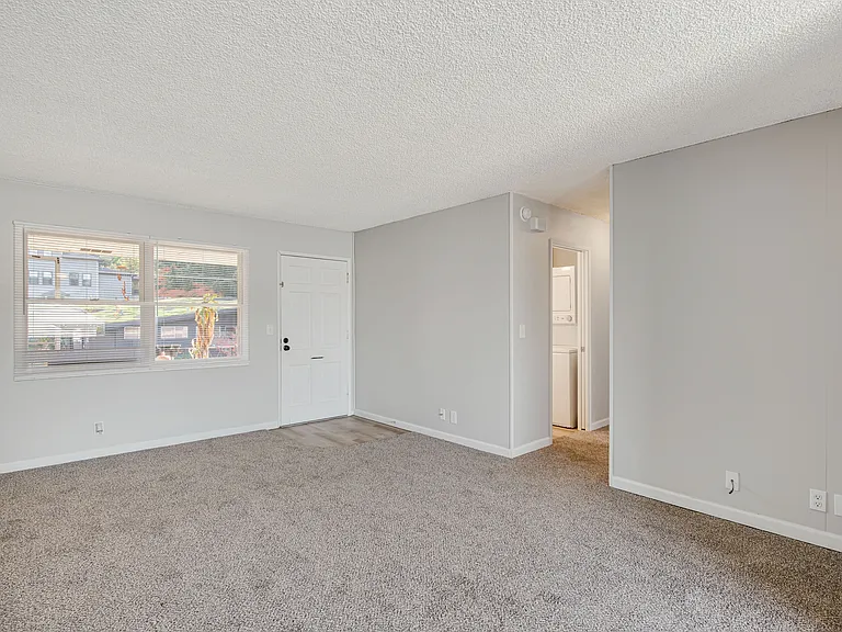 423 Monroe St — Photo 7