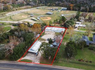 1809 S Houston Ave, Livingston, TX 77351