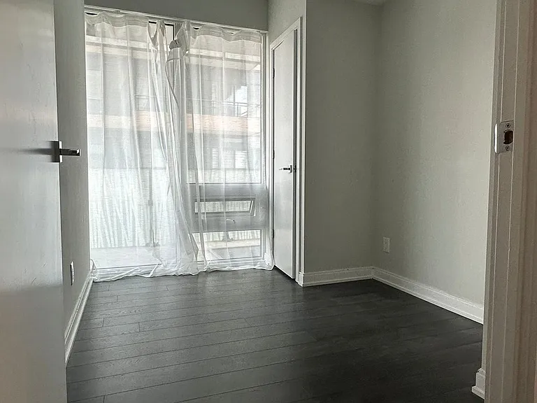 42 Charles St E #1907 — Photo 5
