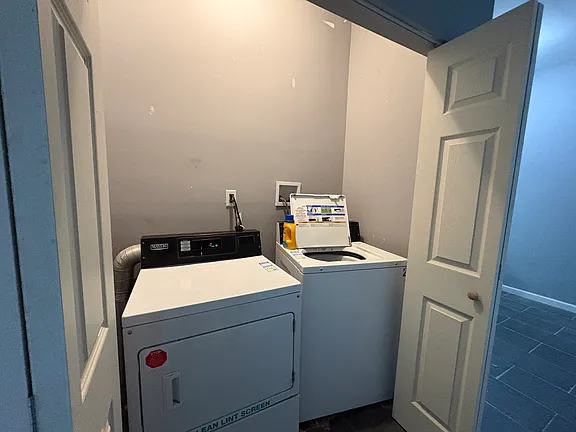 113 Ocean Ave #4 — photo 6 of 6