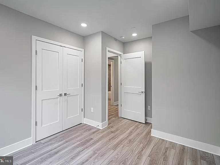 746 S 16th St #2B — Photo 12