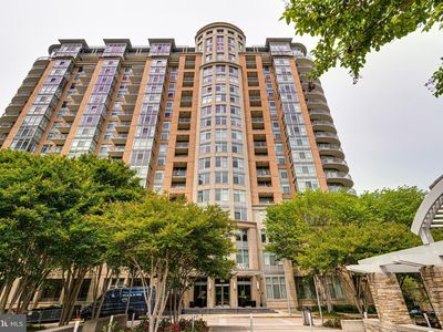 8220 Crestwood Heights Dr APT 1818, Mc Lean, VA, 22102