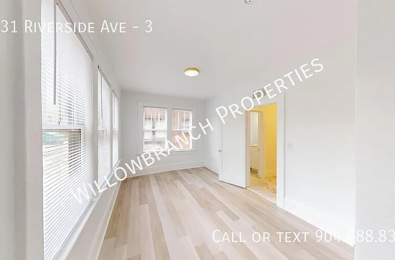 2331 Riverside Ave #3 — Photo 2