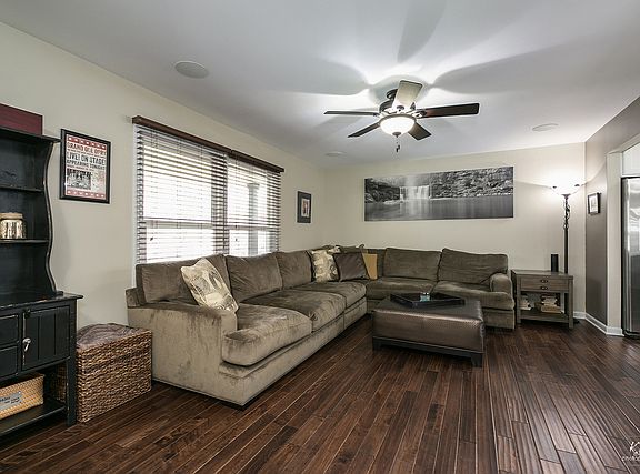 2nd image of 22W507 Birchwood Dr