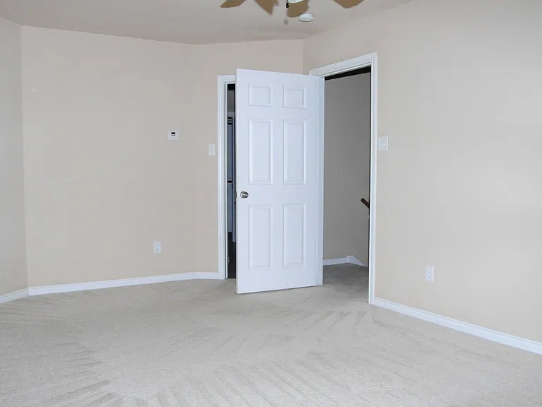 2350 Autumn Chase Loop #A — Photo 6