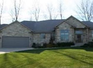 W183 S Lake Sandia Dr, Krakow, WI 54137