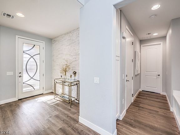 5th image of 12856 Ringrose St