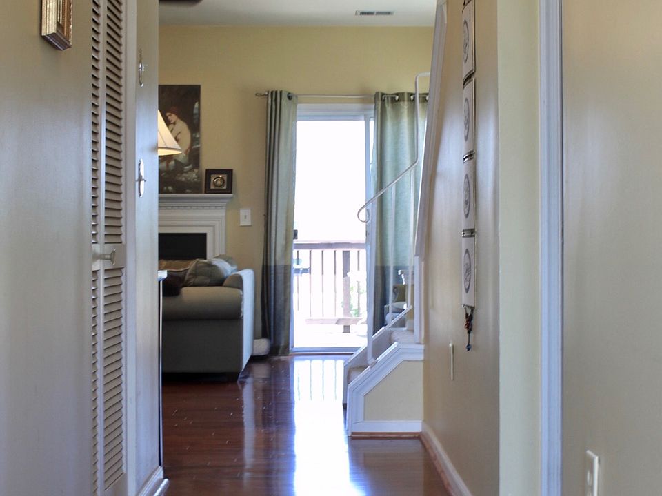 1st image of 1226 Rockland Ct