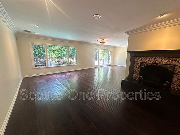 3rd image of 23338 Los Encinos Way