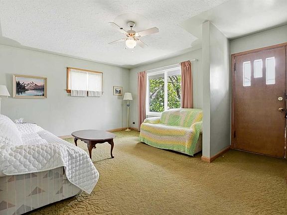 5th image of 5114 S 44th St