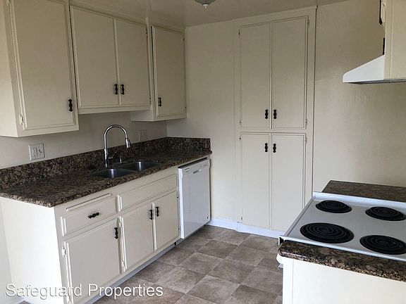 4th image of 3581 Green Ave APT D