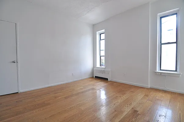 Rented by Bohemia Realty Group | media 25