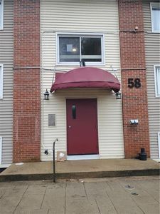 58 River St APT 41, West Warwick, RI, 02893