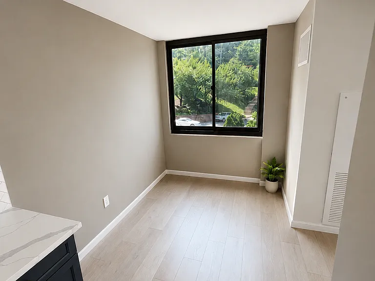 5500 Holmes Run Pkwy #101 — Photo 8