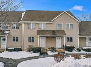 118 Sunrise Cir UNIT 118, Newington, CT 06111