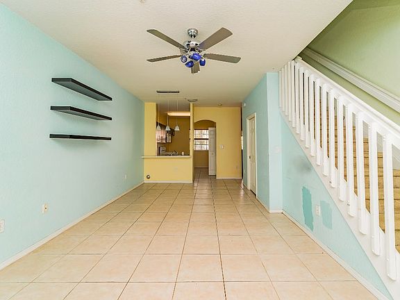 4th image of 5620 NW 114th Path APT 208