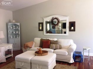 5015 Island View Dr, Linden, MI 48451