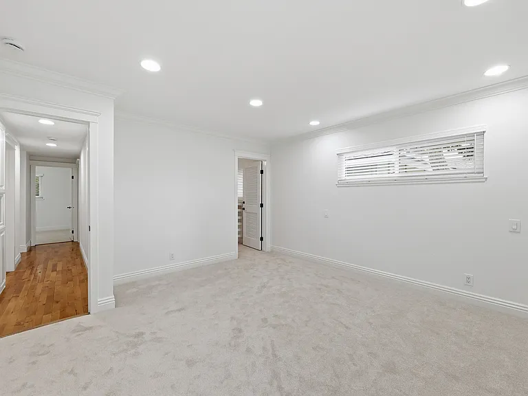 1970 Pelican Pl — Photo 8