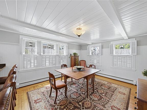 4th image of 24 Rosegarden St