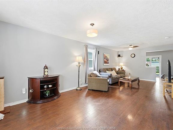 5th image of 573 Pall Mall St