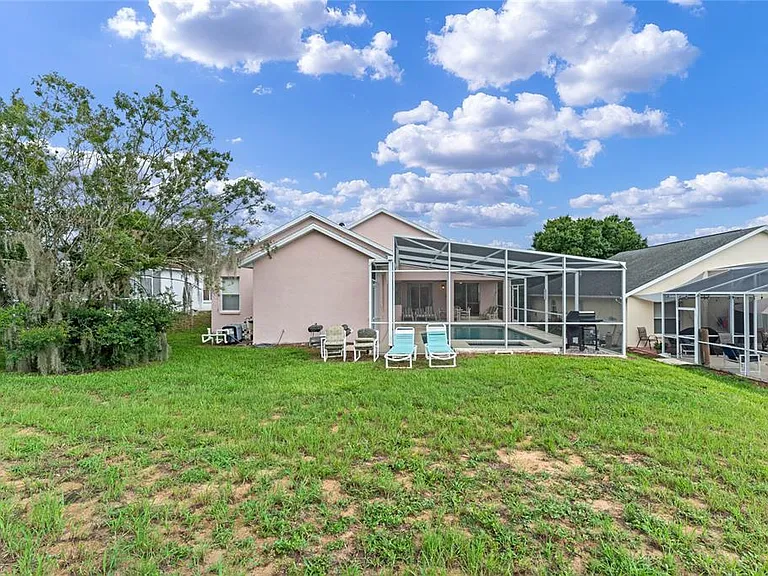 1027 Durango Loop St — Photo 14
