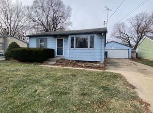 1314 Wren Rd, Waterloo, IA 50701