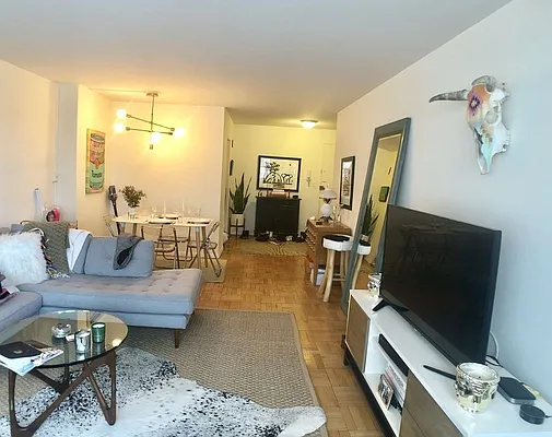 Rented by Compass | media 1