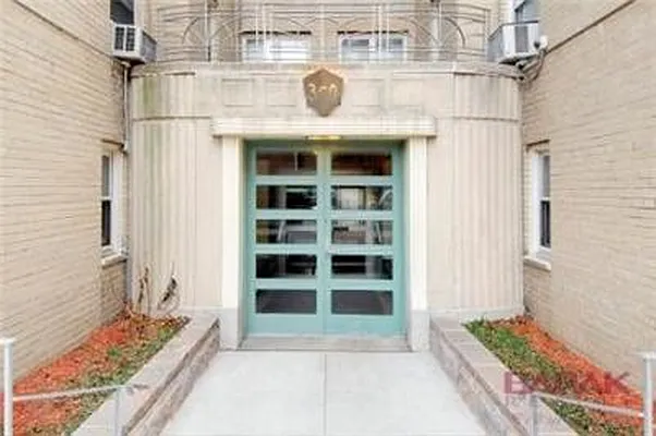 Sold by Barak Realty | media 9