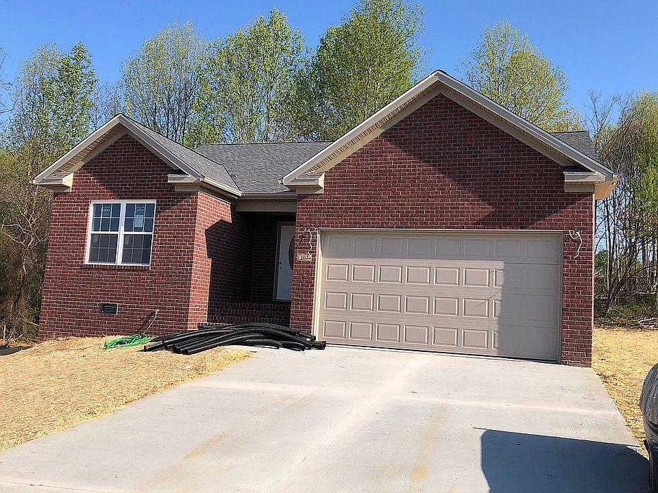 1st image of 107 Ashkirk Ln