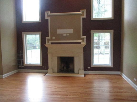 3rd image of 1910 N Highland Ave