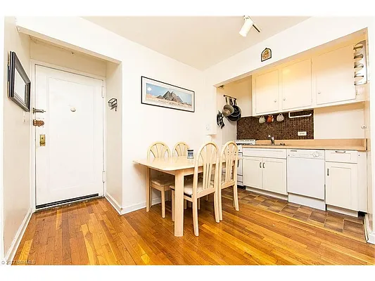 Sold by Dorsa Group | media 24