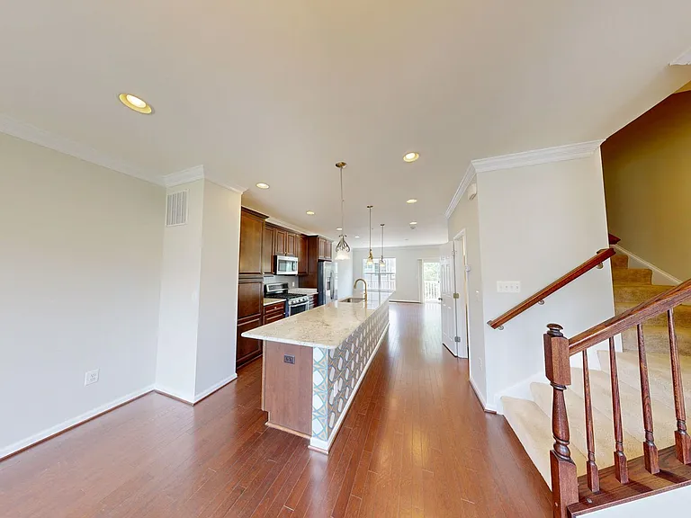 3616 Summer House St — Photo 4