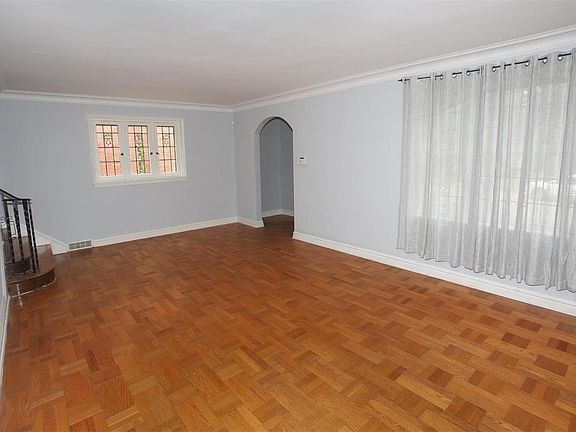 4th image of 7726 Cornell Ave