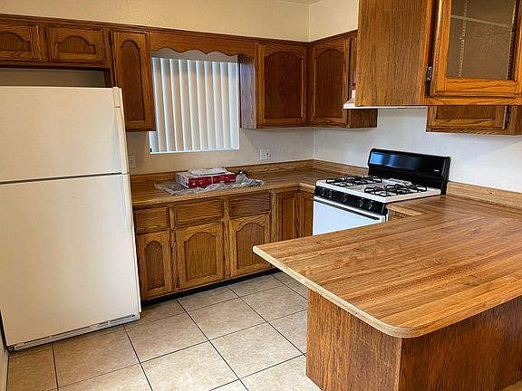 Kitchen. New sink to be installed