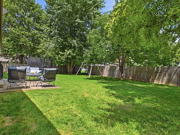 4th image of 181 Wildwood Place