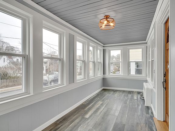 2nd image of 11 Chandler St #1