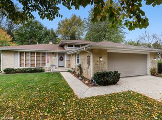 7708 Williams St, Downers Grove, IL 60516