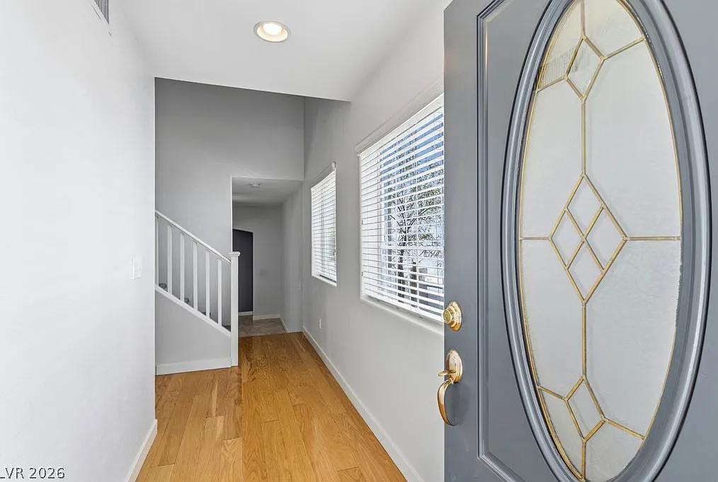 3 bed, 2.5 bath, 1623 sqft, $1,950 — Photo 4