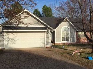 1105 Meadowlark Ln, Siloam Springs, AR 72761