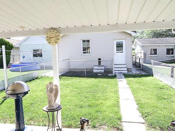 4th image of 238 W 26th St