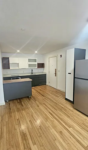 35 Springside Ave Photo 1