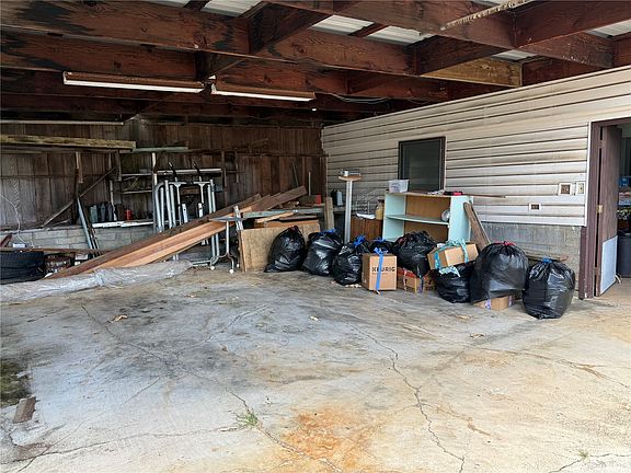 4th image of 1739 9th Ave #A