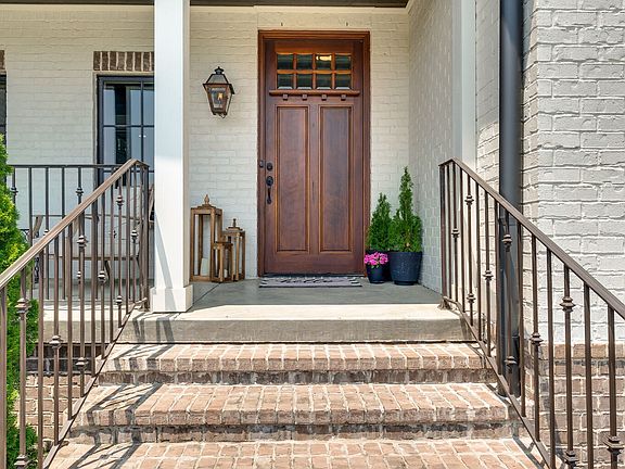 4th image of 6678 Hastings Ln