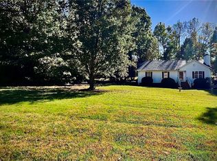 2811 Regal Rd, Reidsville, NC 27320
