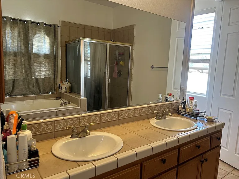 9408 La Cadena Ave — Photo 15