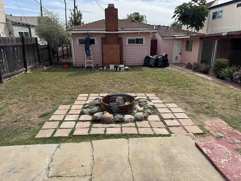 1618 Missouri St — Photo 19