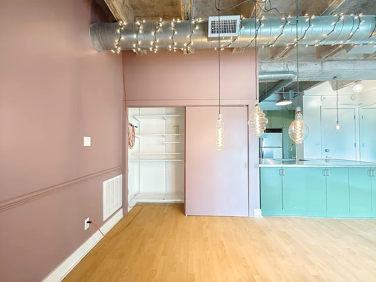 3614 Montrose Blvd #203 — Photo 10