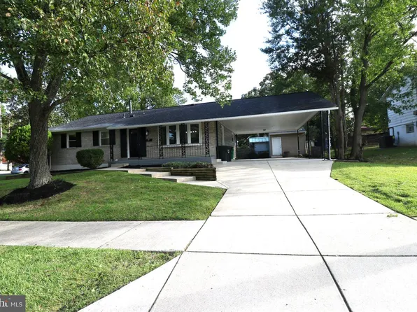 8917 2nd St, Lanham, MD 20706