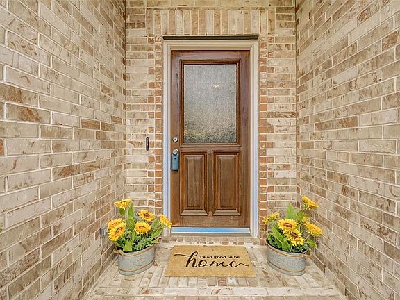 5th image of 14230 Englewood Park Ln