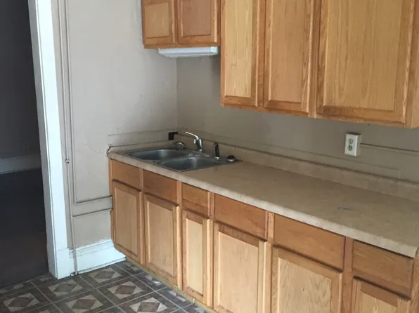 554 Bellows St, Saint Paul, MN